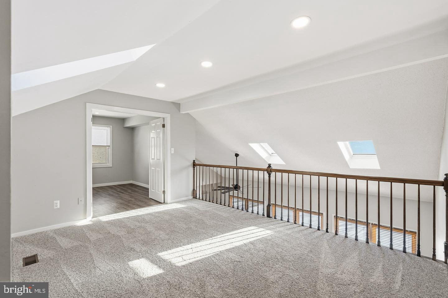 STENNING WOODS - Residential