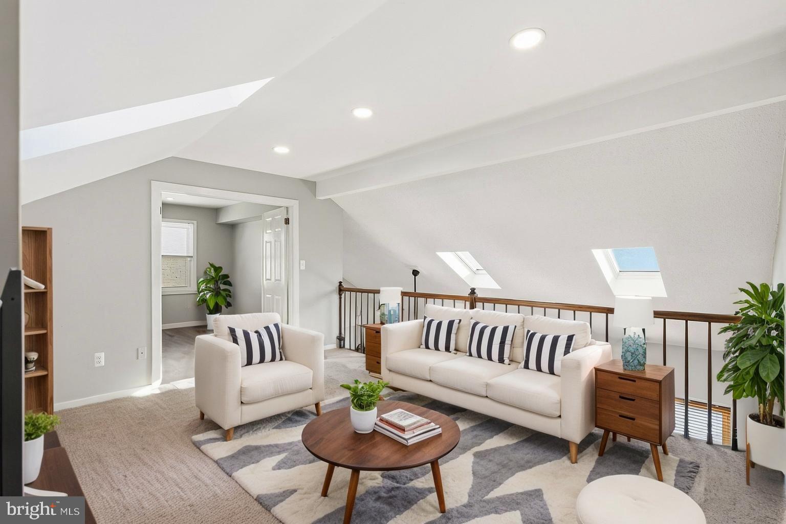 STENNING WOODS - Residential