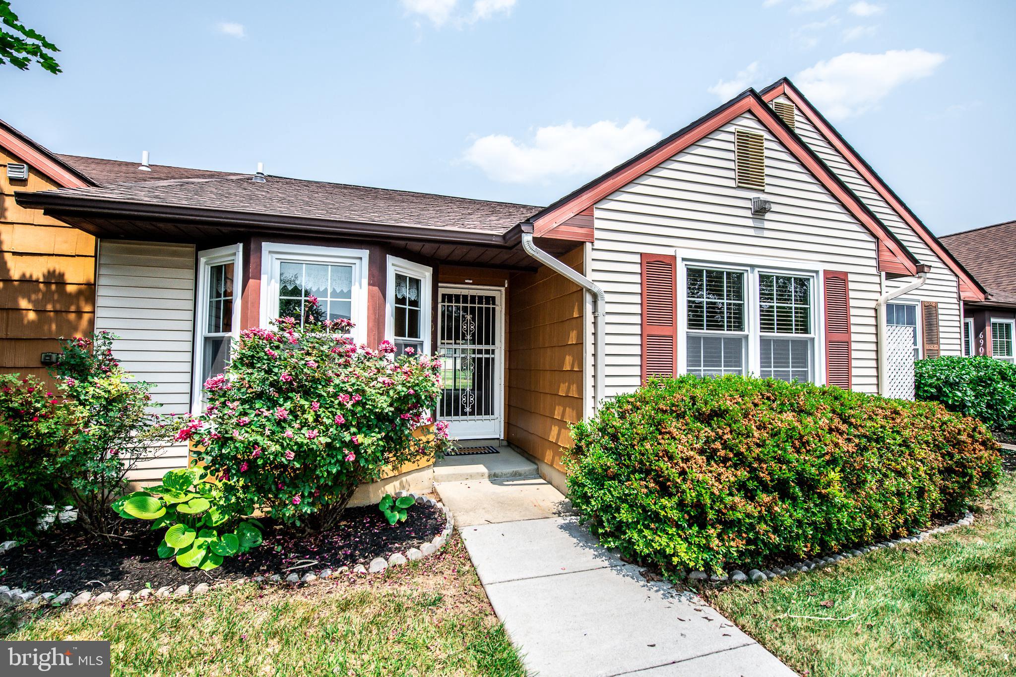 CRESTWOOD VILLAGE - Residential Lease