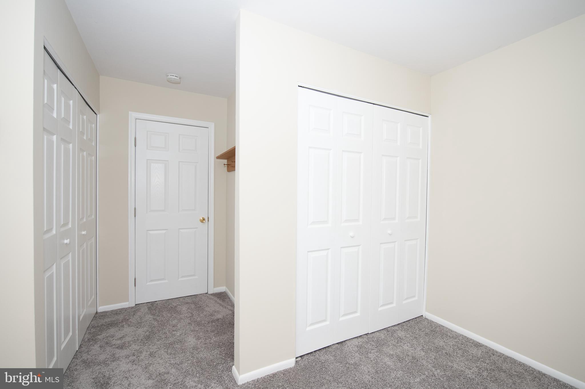 CRESTWOOD VILLAGE - Residential Lease