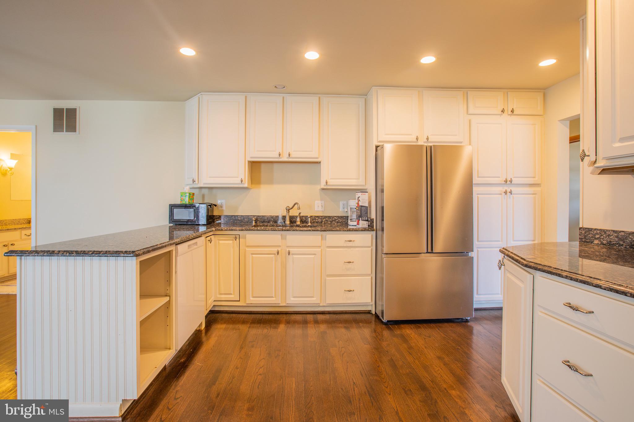 BROOKLYN PARK - Residential Lease