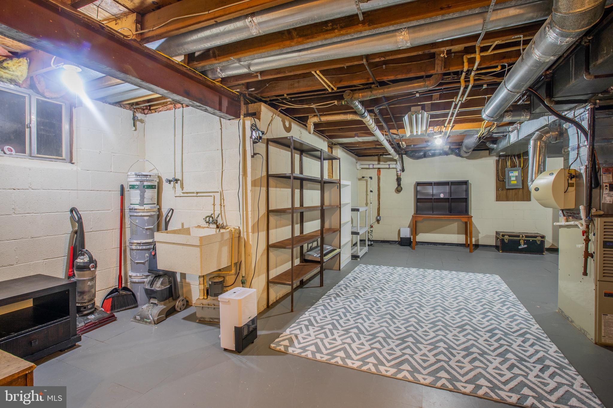 BROOKLYN PARK - Residential Lease