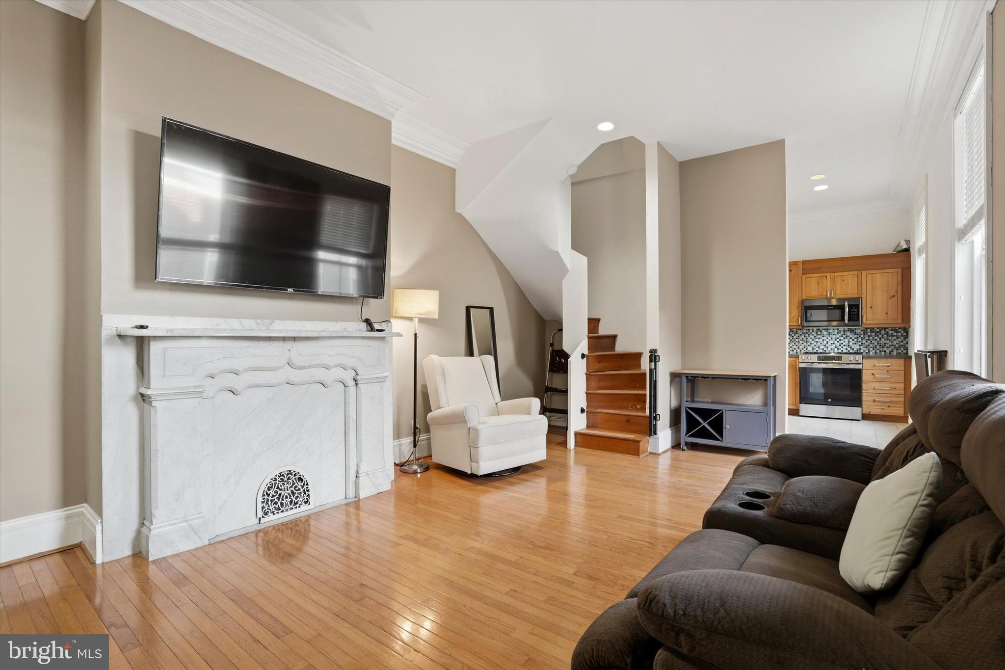 FAIRMOUNT - Residential