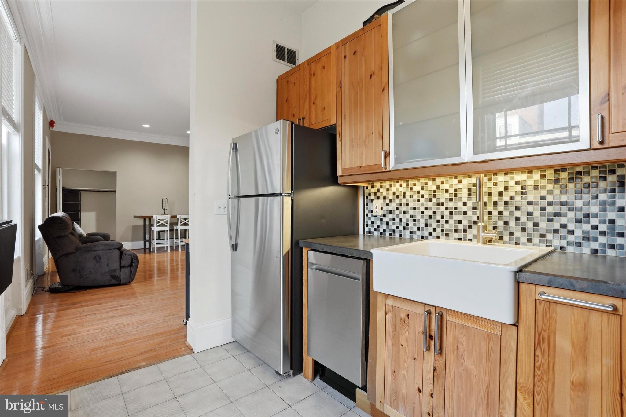 FAIRMOUNT - Residential