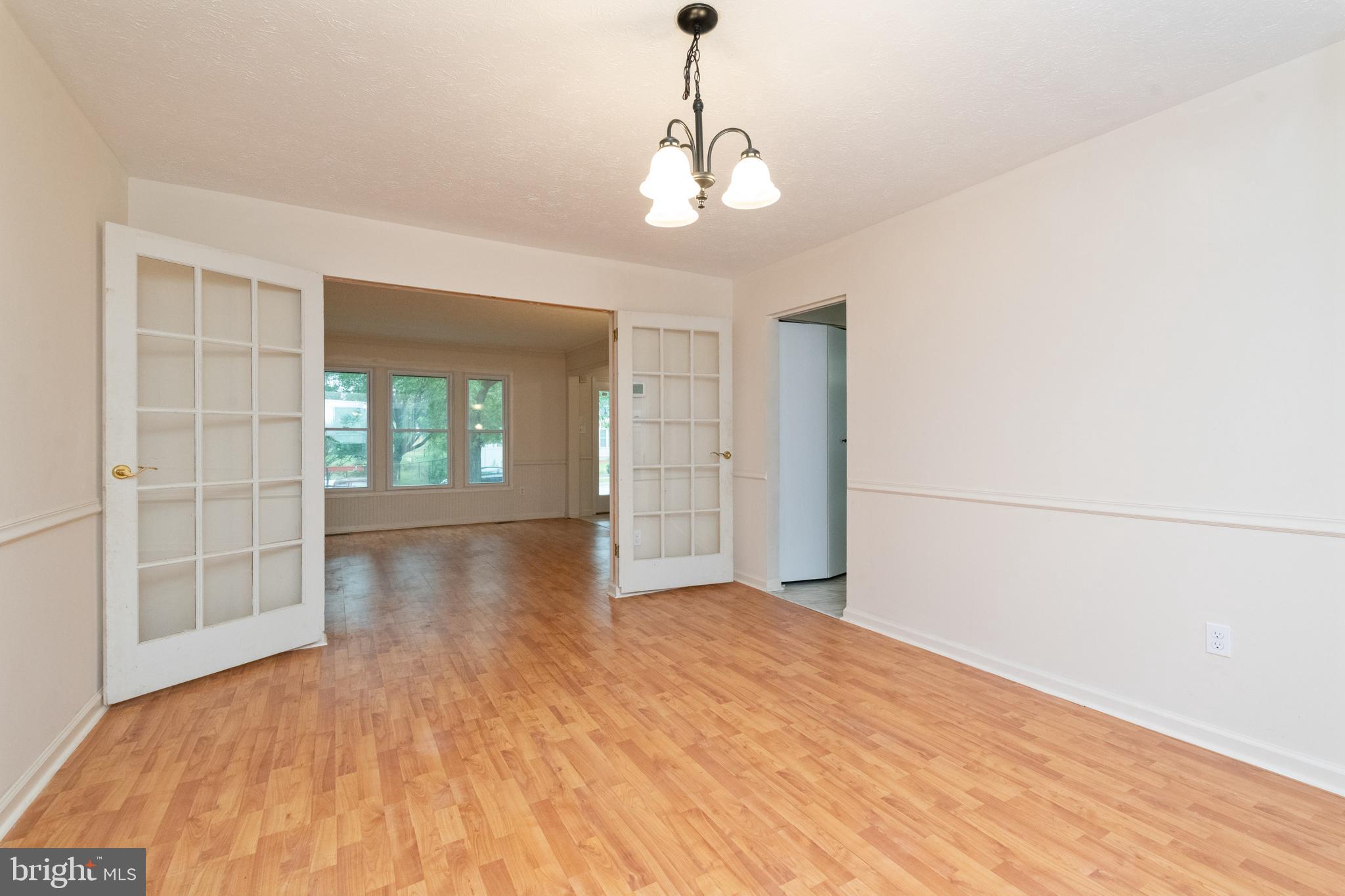 SUNNYFIELD ESTATES - Residential