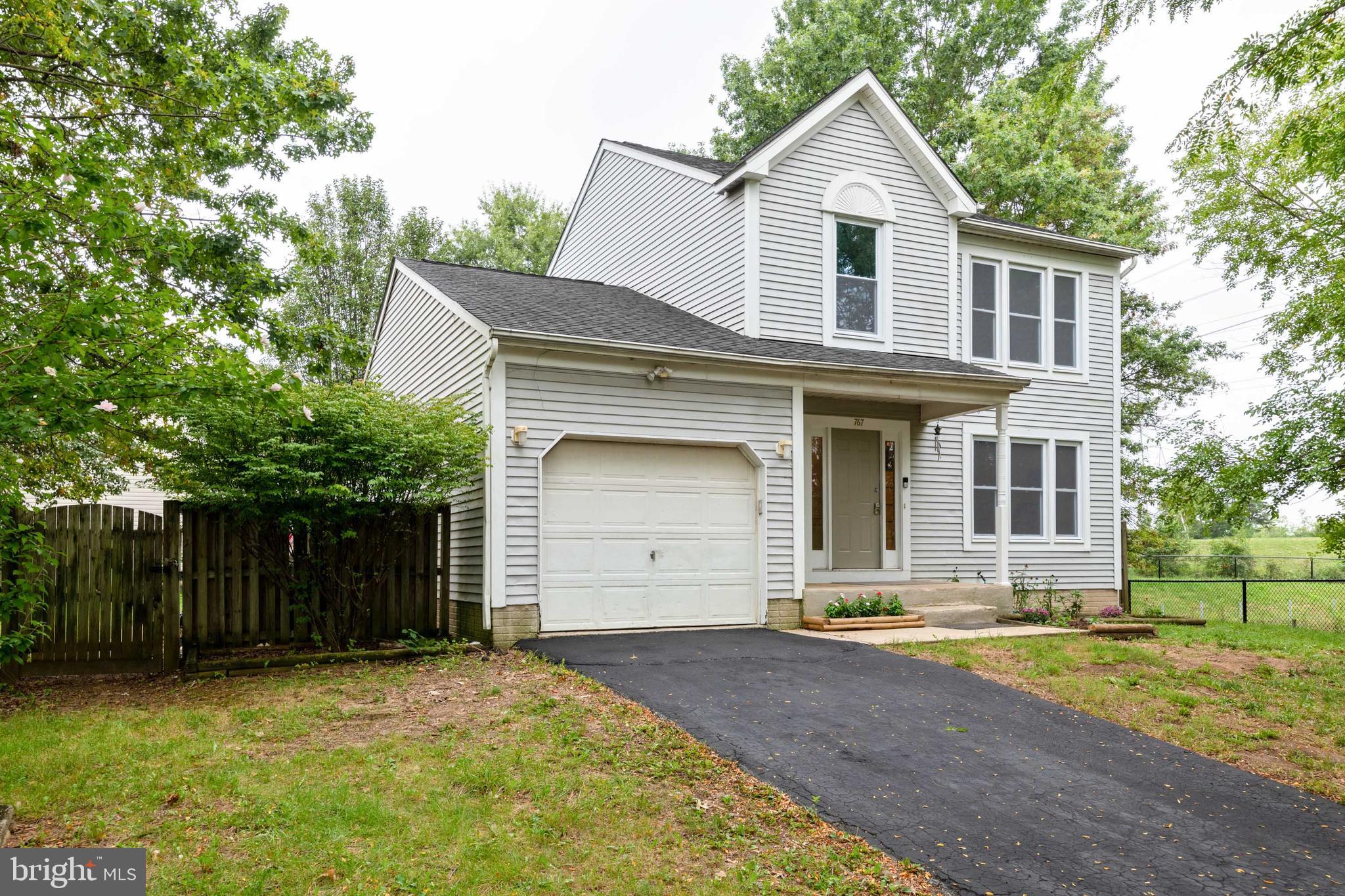 SUNNYFIELD ESTATES - Residential