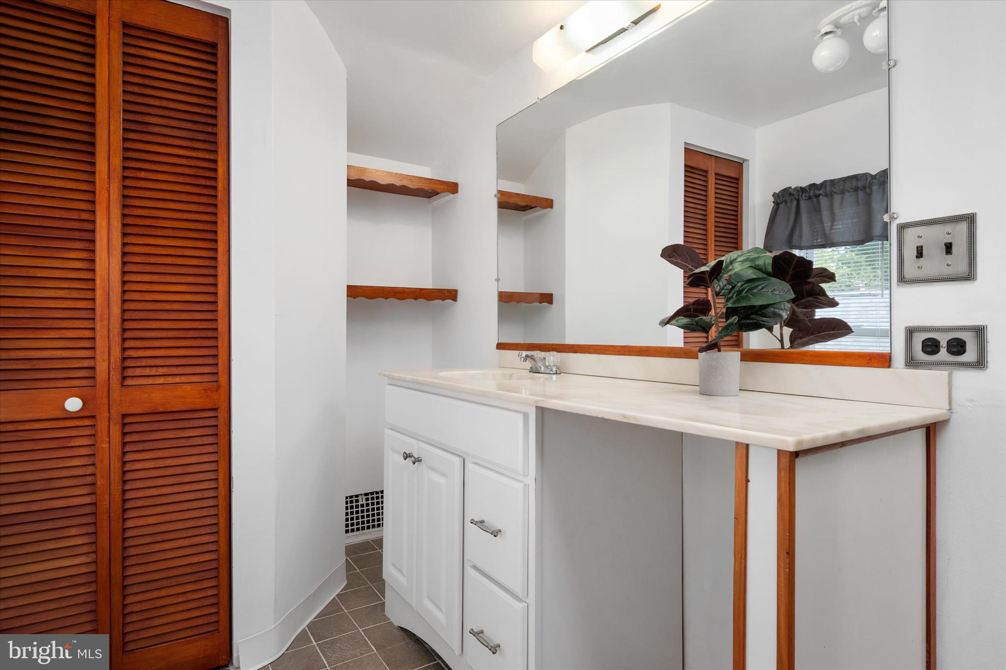 BROOKLYN PARK - Residential