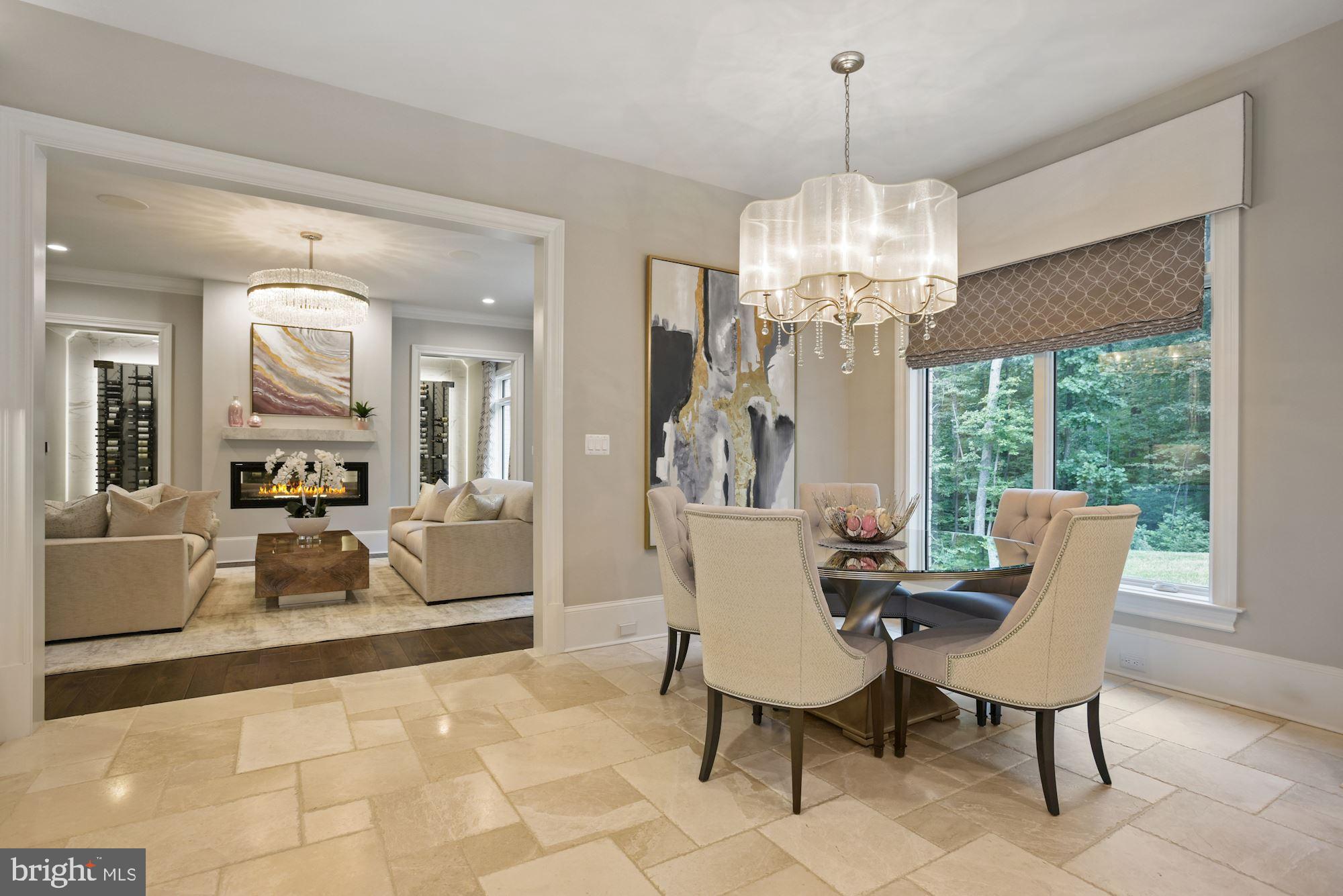 CREIGHTON FARMS - Residential