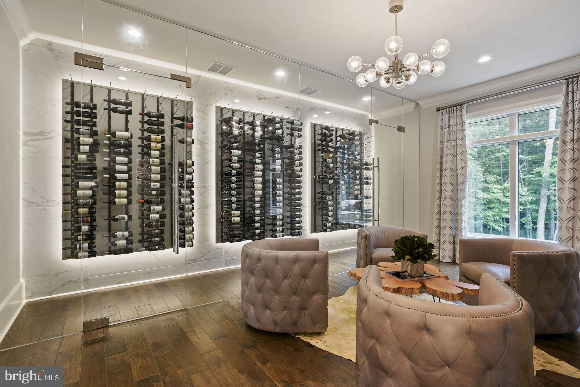 CREIGHTON FARMS - Residential