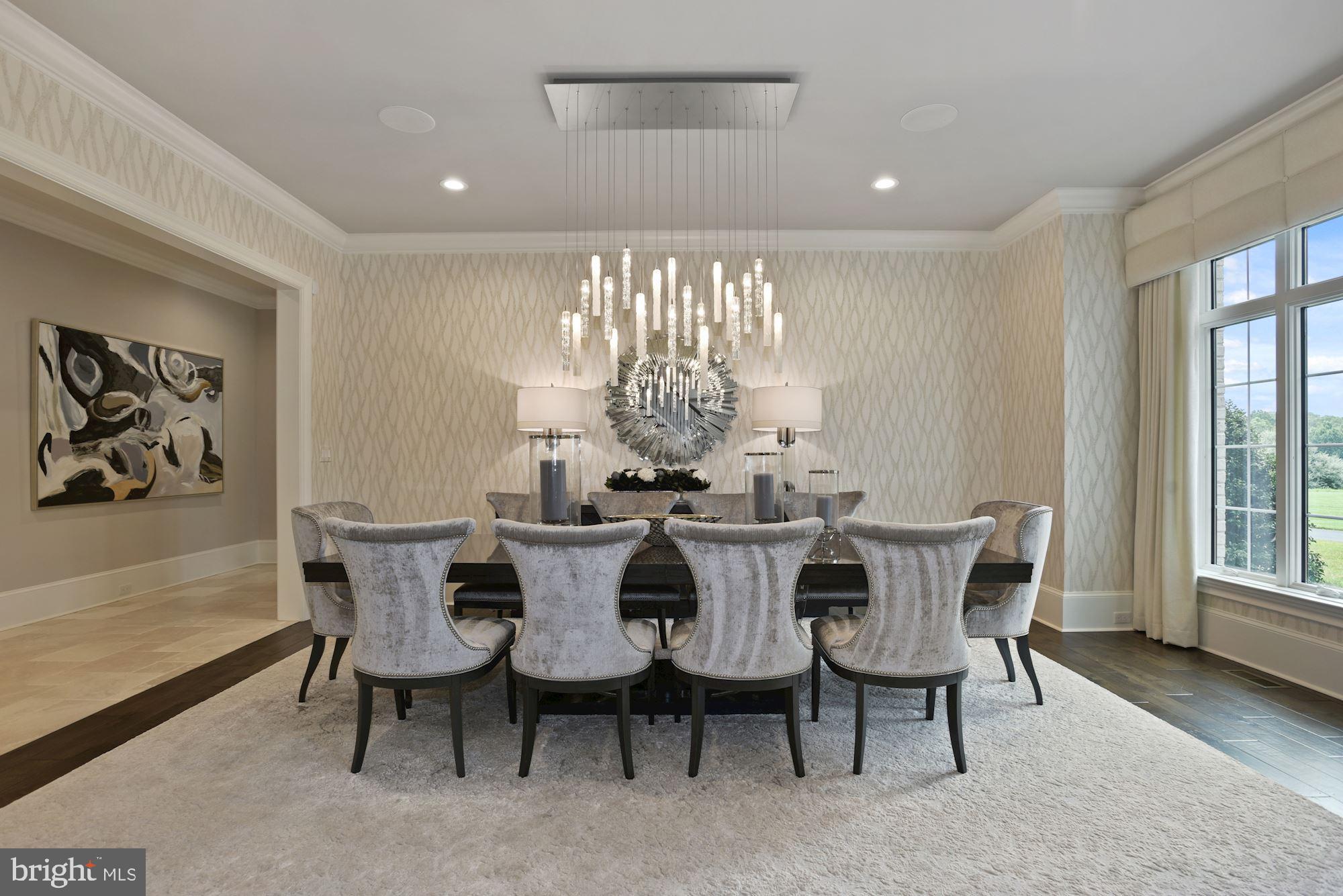 CREIGHTON FARMS - Residential