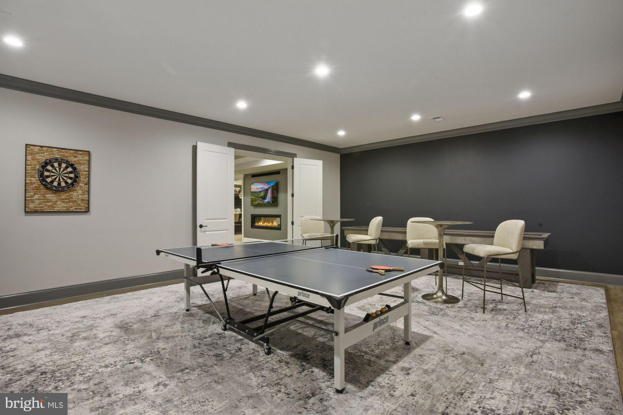 CREIGHTON FARMS - Residential