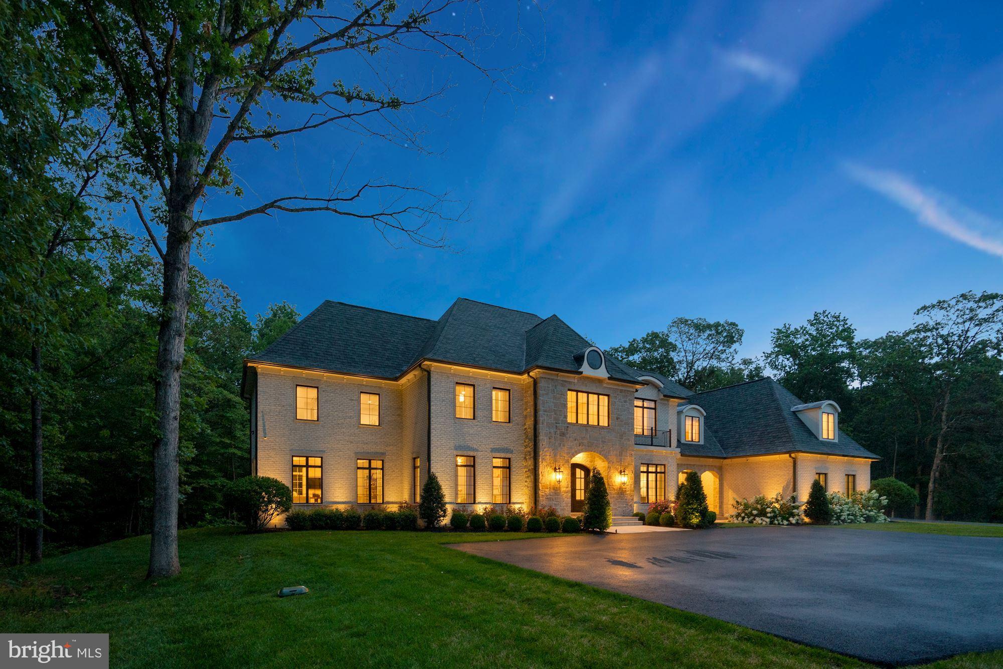 CREIGHTON FARMS - Residential