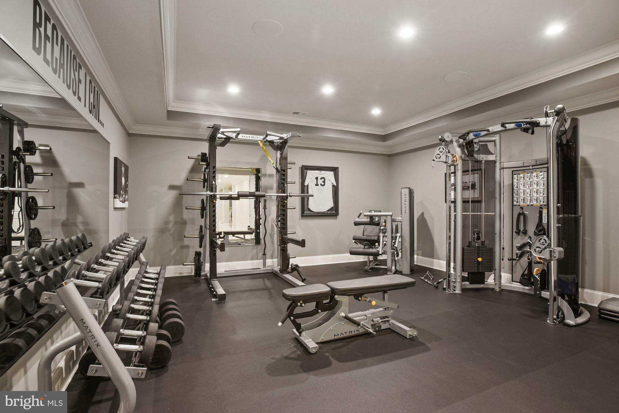 CREIGHTON FARMS - Residential