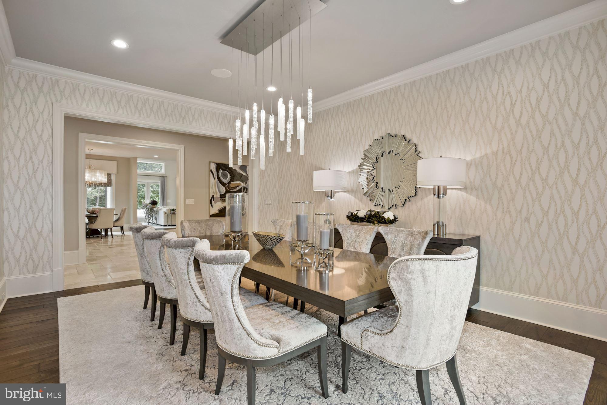 CREIGHTON FARMS - Residential