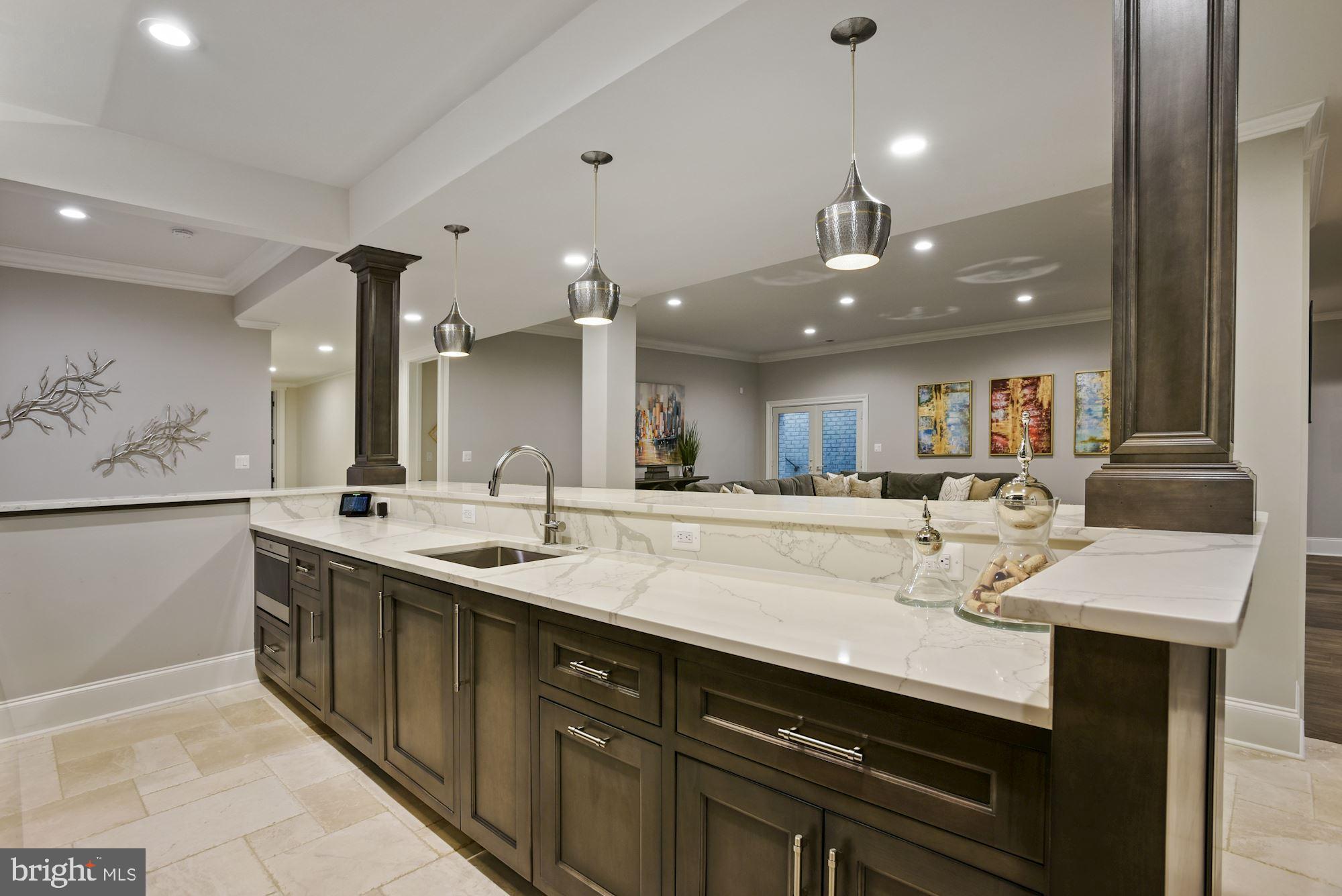 CREIGHTON FARMS - Residential