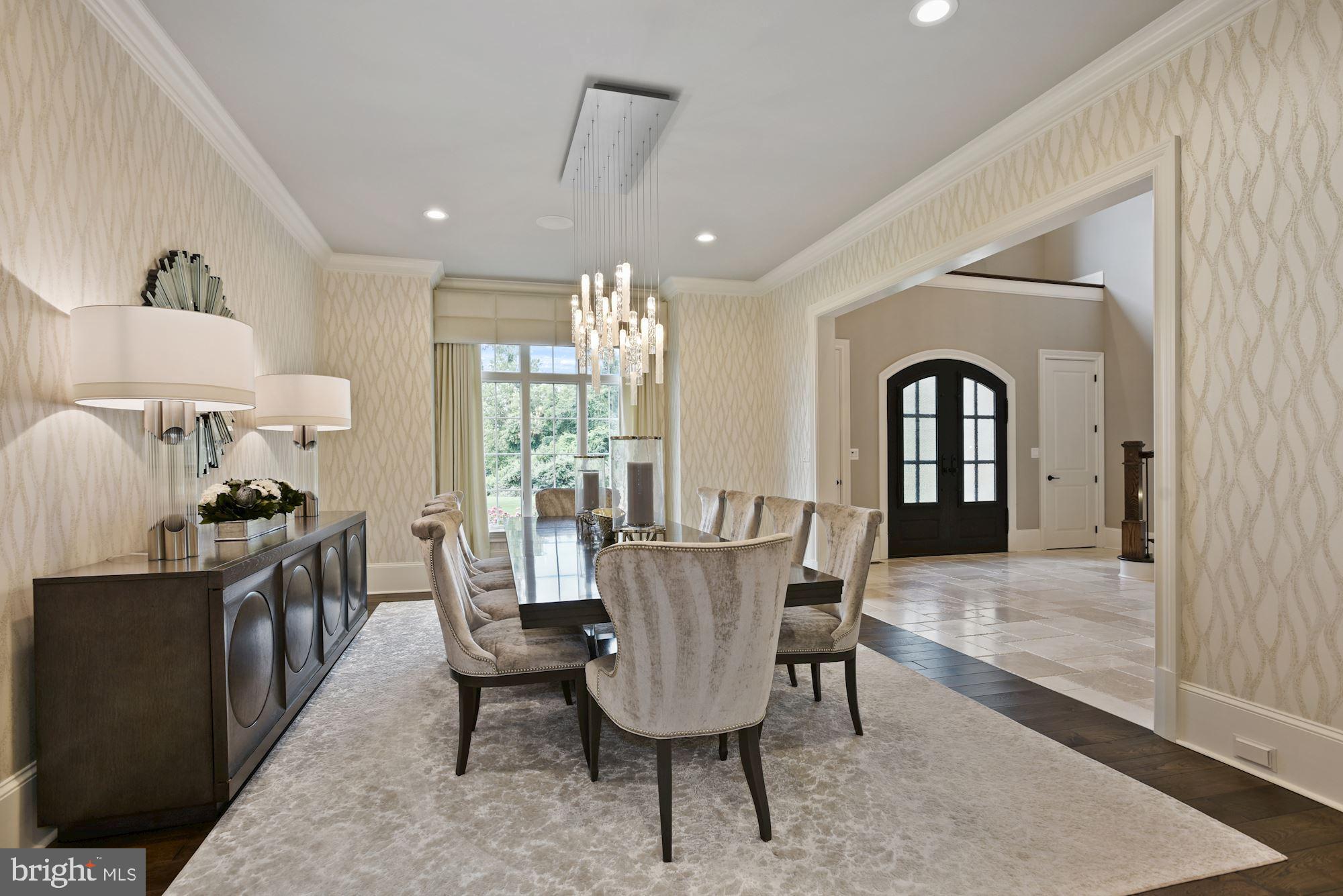 CREIGHTON FARMS - Residential