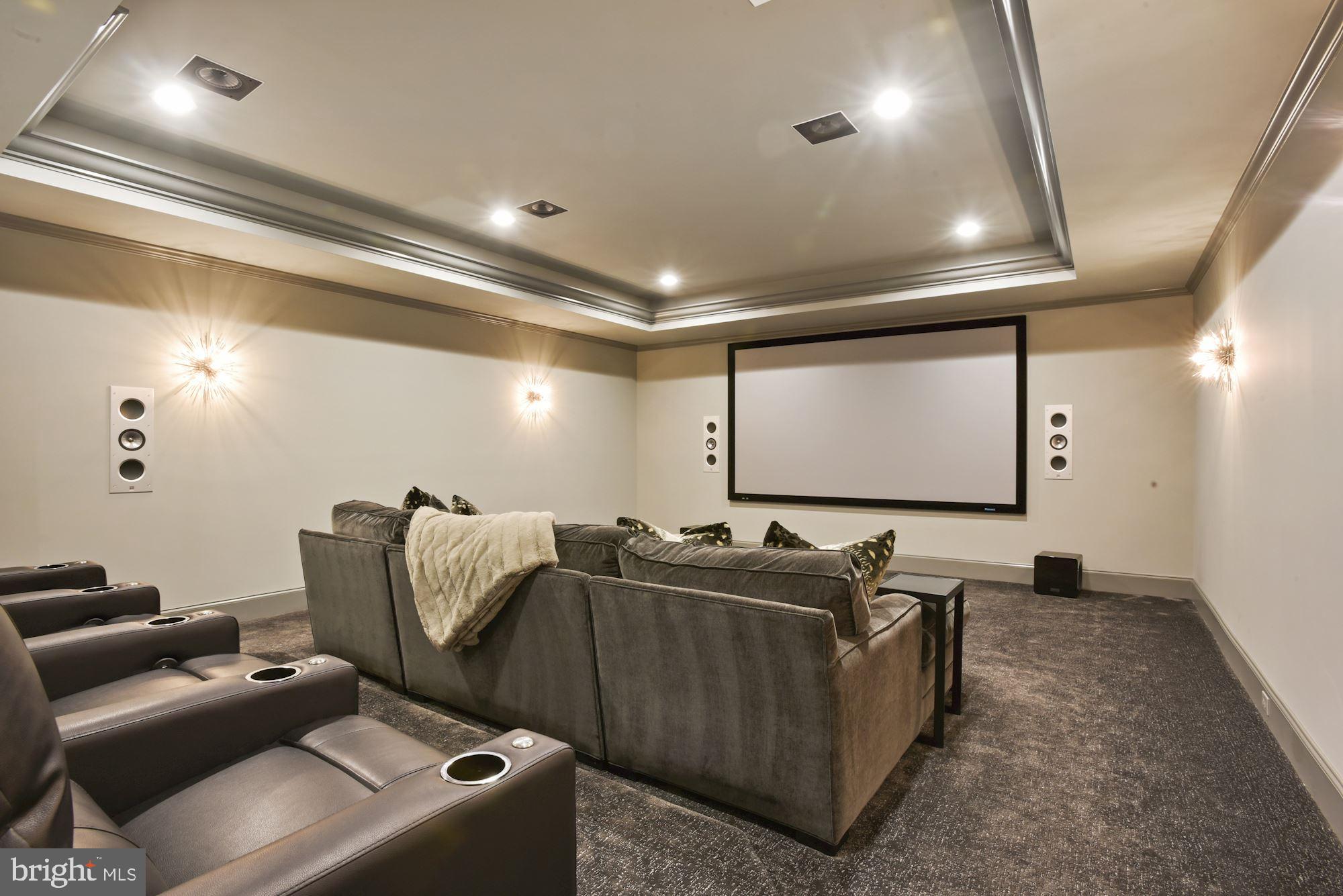 CREIGHTON FARMS - Residential