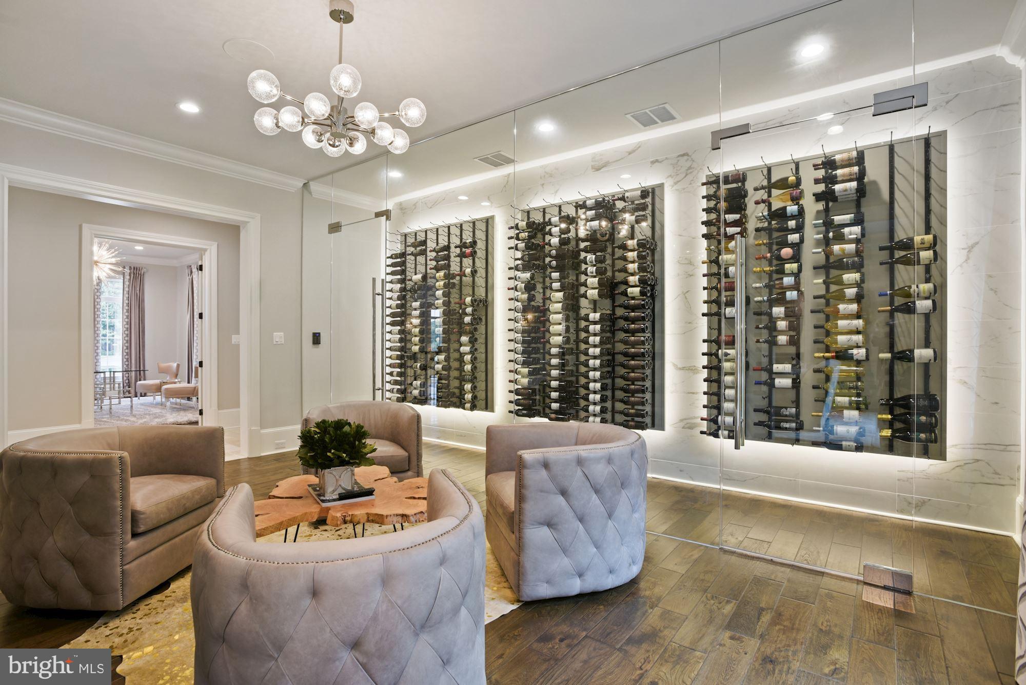 CREIGHTON FARMS - Residential