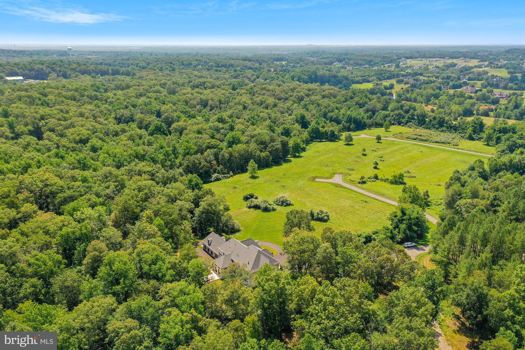 CREIGHTON FARMS - Residential
