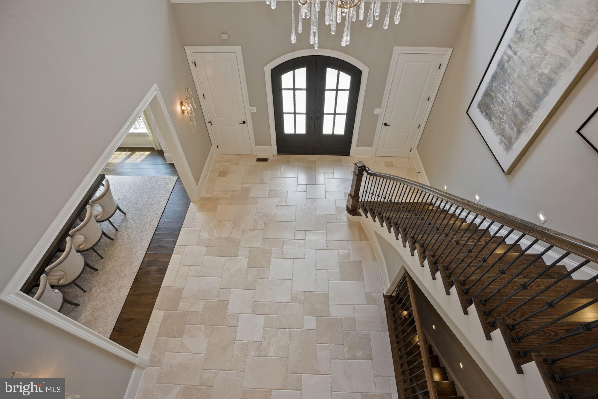 CREIGHTON FARMS - Residential