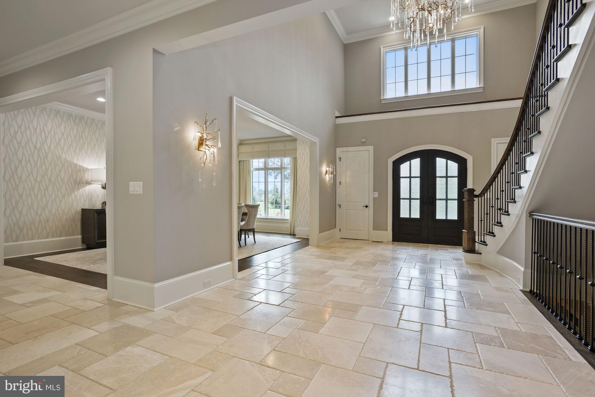 CREIGHTON FARMS - Residential