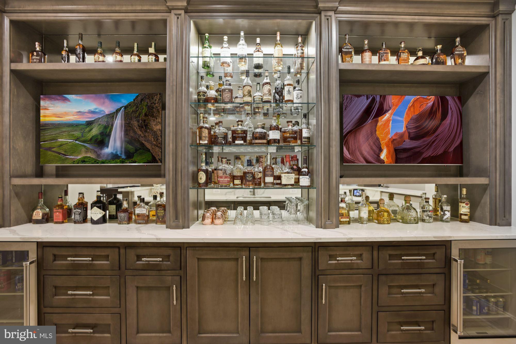 CREIGHTON FARMS - Residential