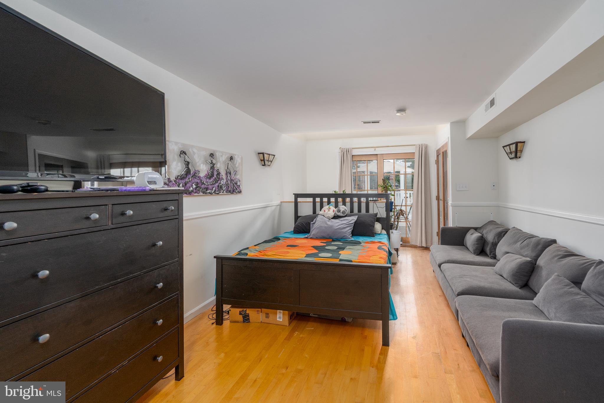 FEDERAL HILL HISTORIC DISTRICT - Residential Lease