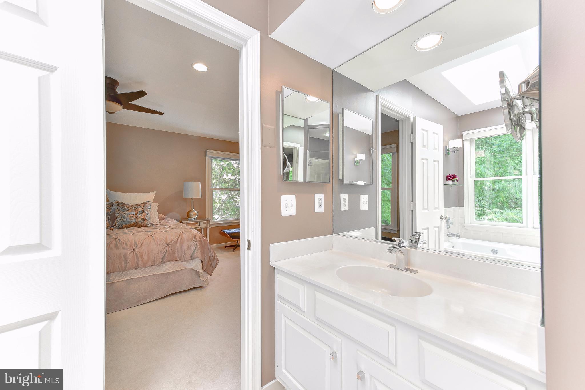 MC LEAN PROVINCE - Residential Lease