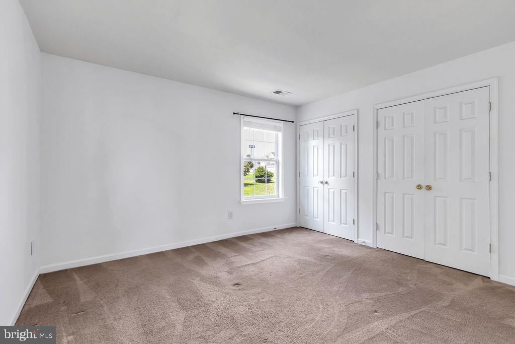 ROSEMONT ORCHARD - Residential Lease