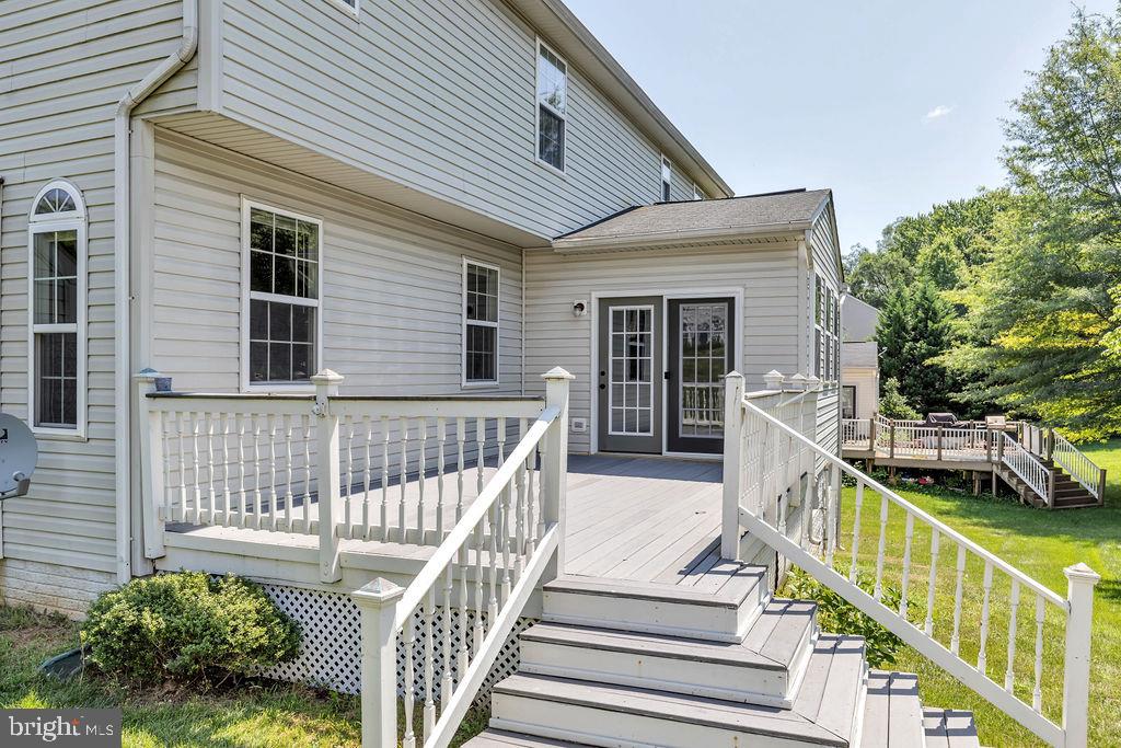 ROSEMONT ORCHARD - Residential Lease