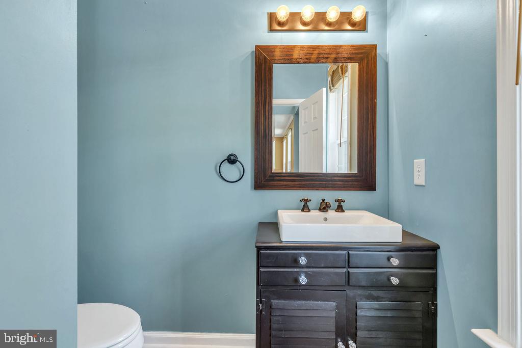 ROSEMONT ORCHARD - Residential Lease