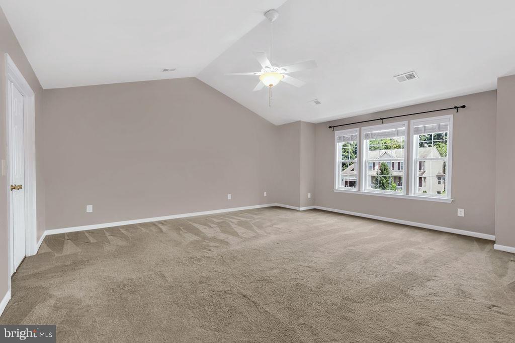 ROSEMONT ORCHARD - Residential Lease