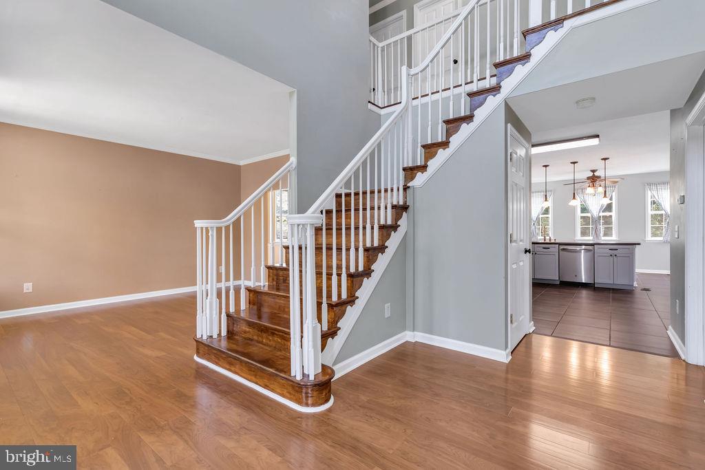 ROSEMONT ORCHARD - Residential Lease