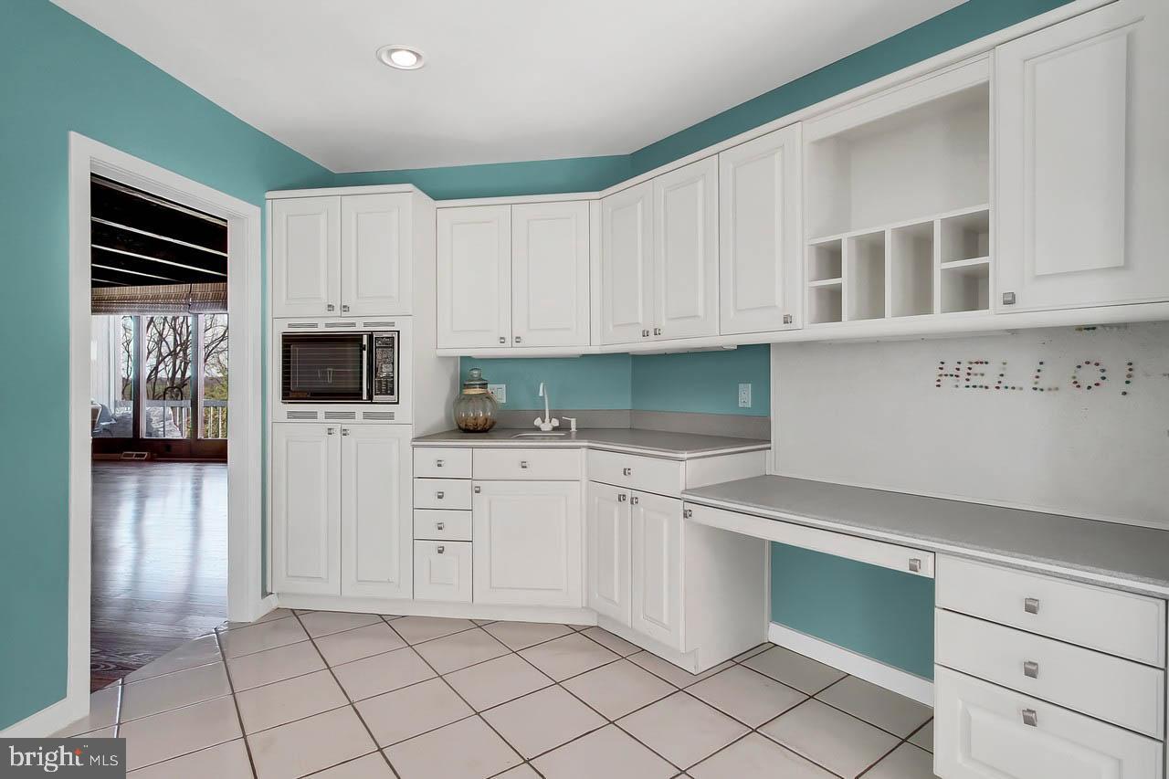 CROWS NEST - Residential