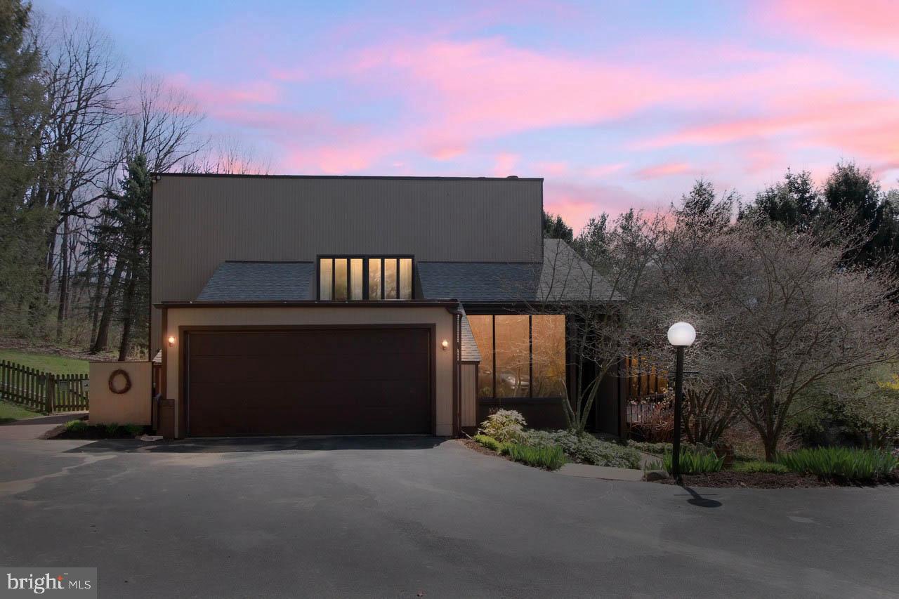 CROWS NEST - Residential