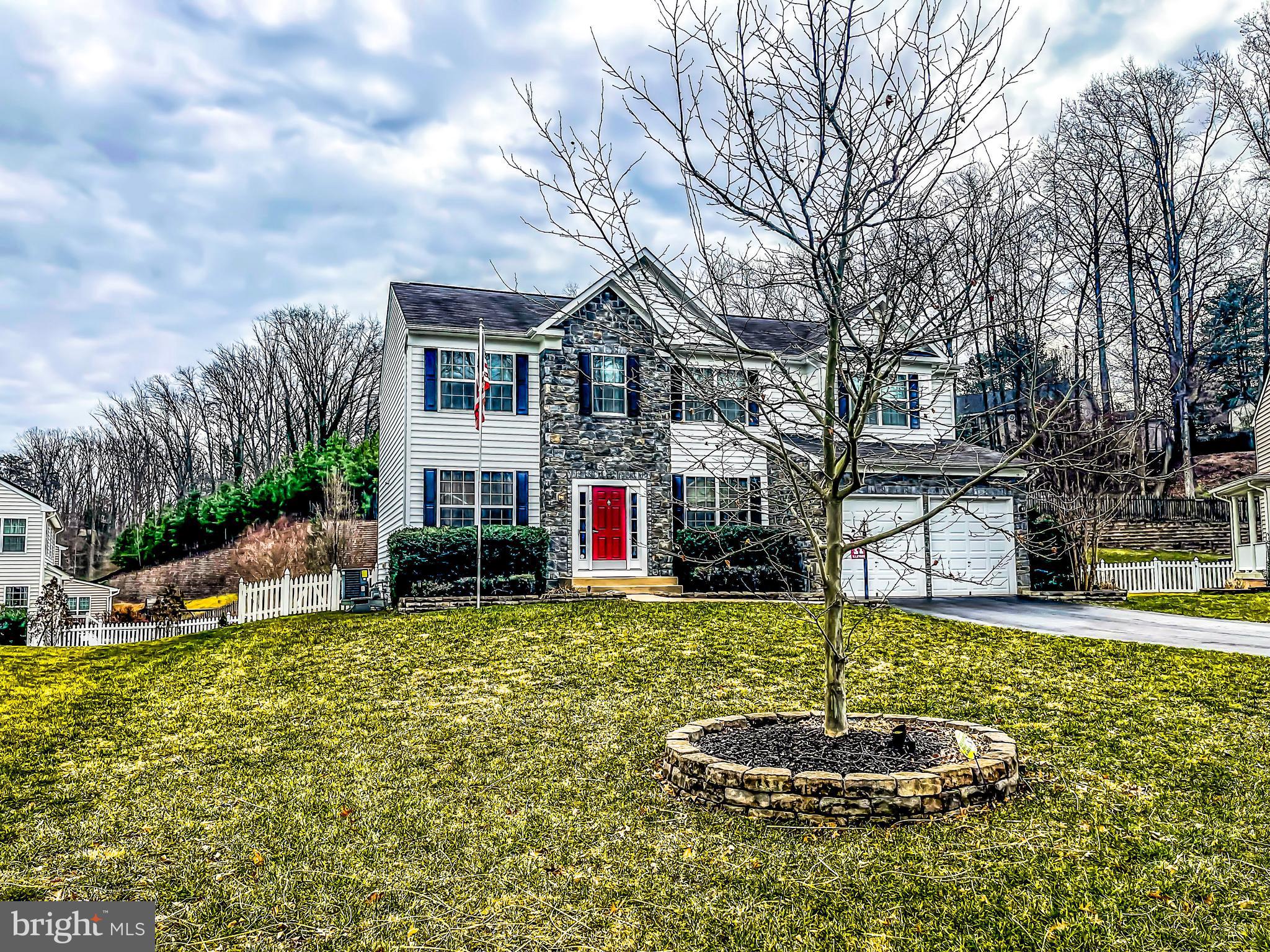 LEELAND STATION - Residential