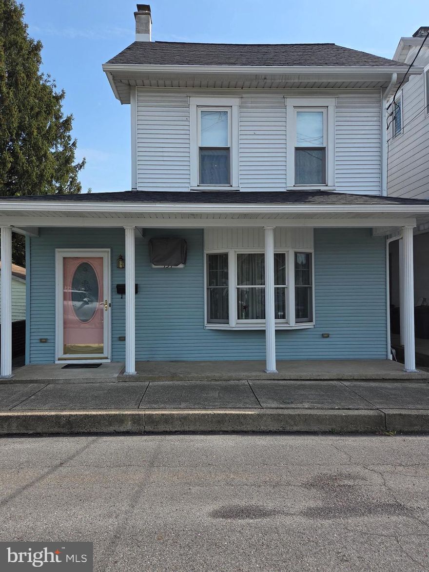 Charming Traditional Two-Story Home in the Heart of Town. Welcome to this delightful traditional two-story home, ideally located in the heart of town. This inviting residence features beautiful original hardwood floors under carpet that will add warmth and character throughout.  With newer windows and roofing, you have a solid house. Enjoy the convenience of a small fenced-in yard, perfect for outdoor relaxation or gardening. The detached garage provides ample storage and parking space. Located near local amenities and parks, this home offers the perfect blend of comfort and convenience. Don’t miss out on this exceptional opportunity!