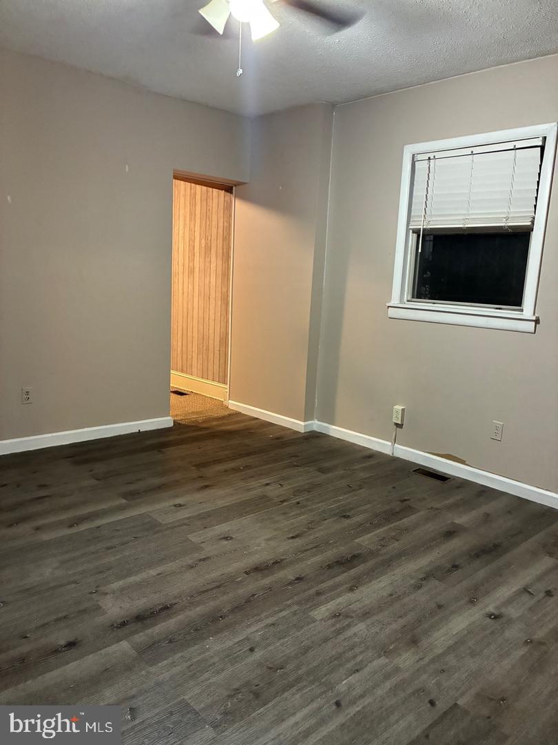 POWELTON VILLAGE - Residential Lease