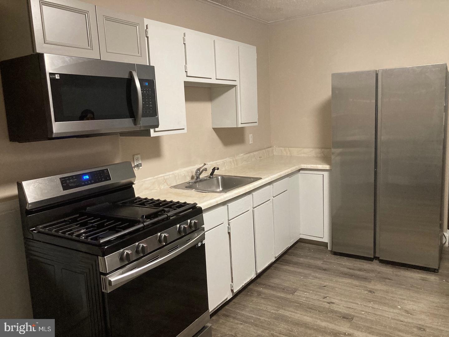 POWELTON VILLAGE - Residential Lease