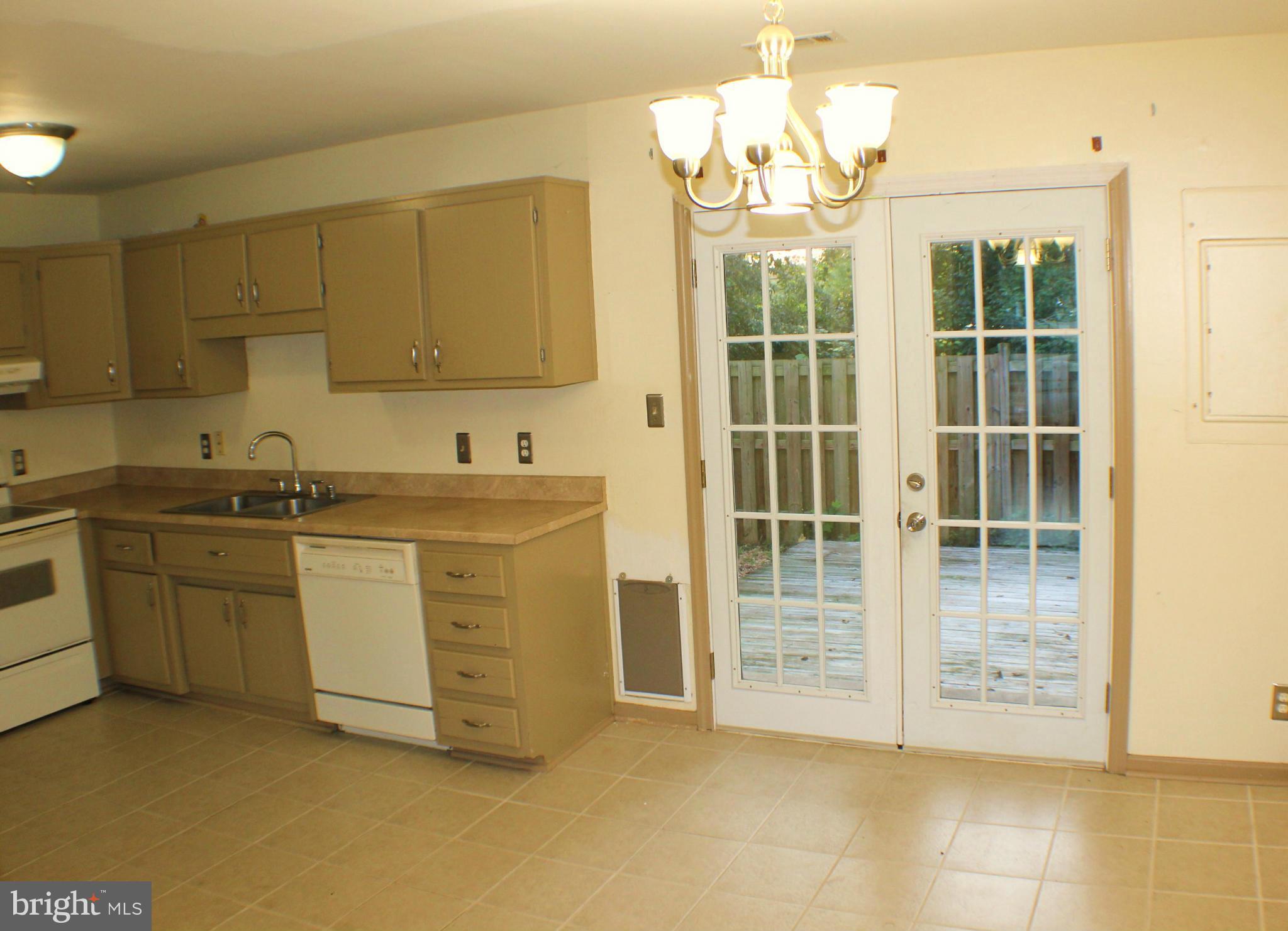 STAFFORD MEADOWS - Residential