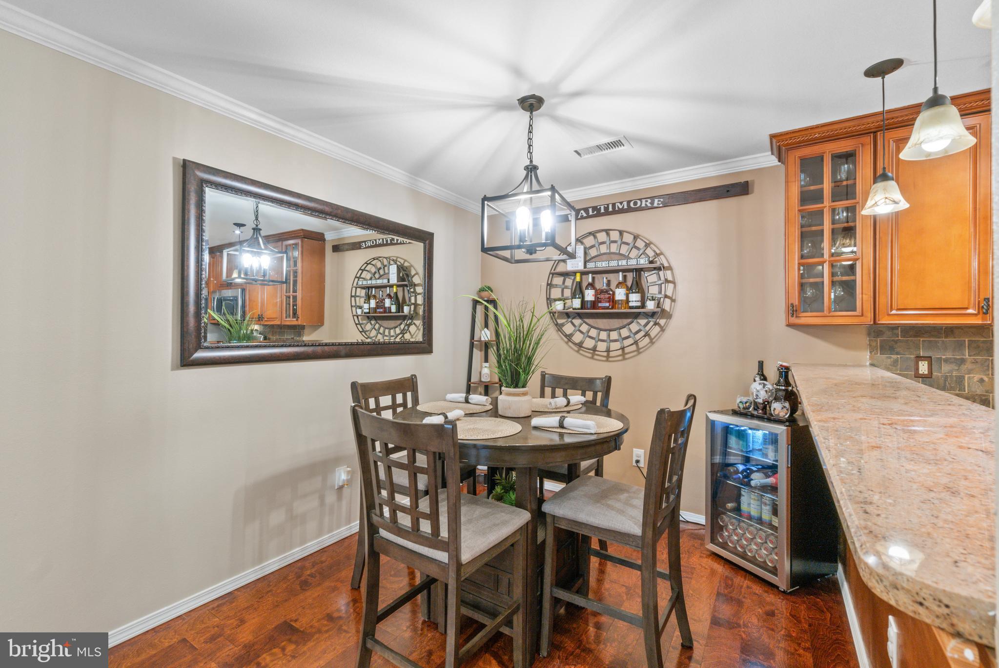 ENGLISH COUNTRY MANOR - Residential