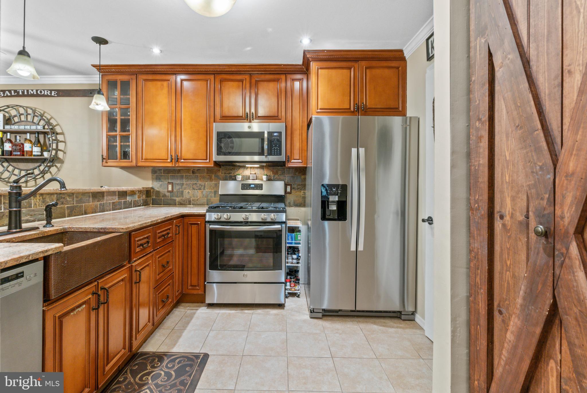 602 CHURCHILL ROAD B 602-B