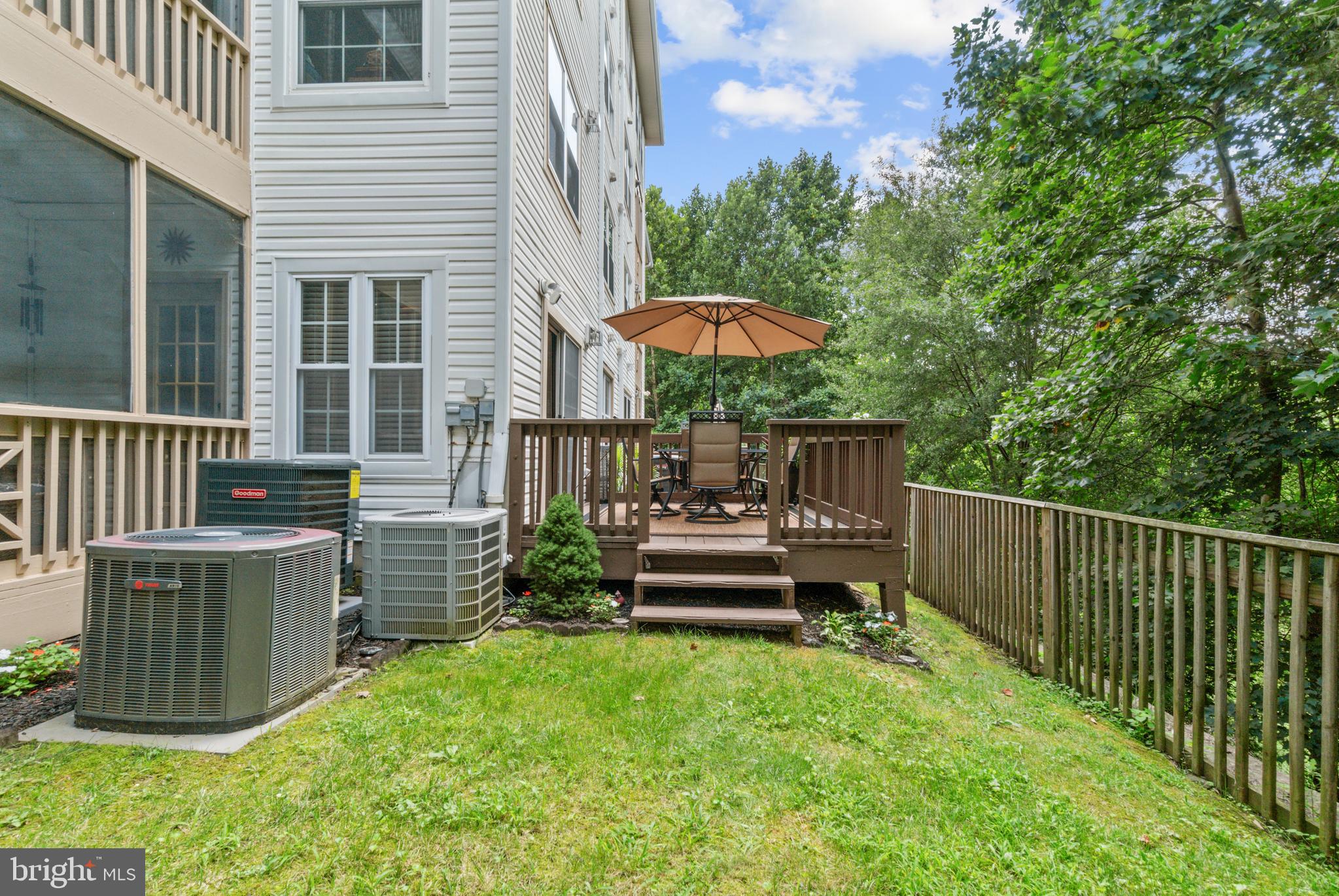 ENGLISH COUNTRY MANOR - Residential