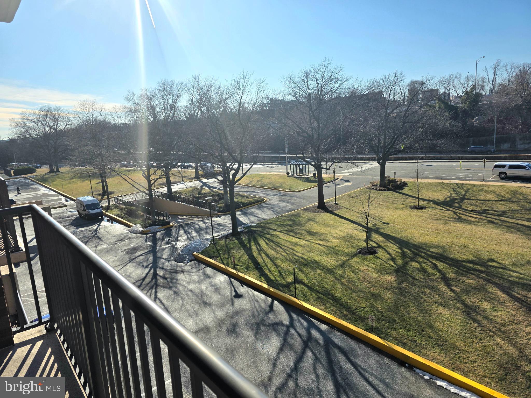 1300 ARMY NAVY DR DRIVE 306