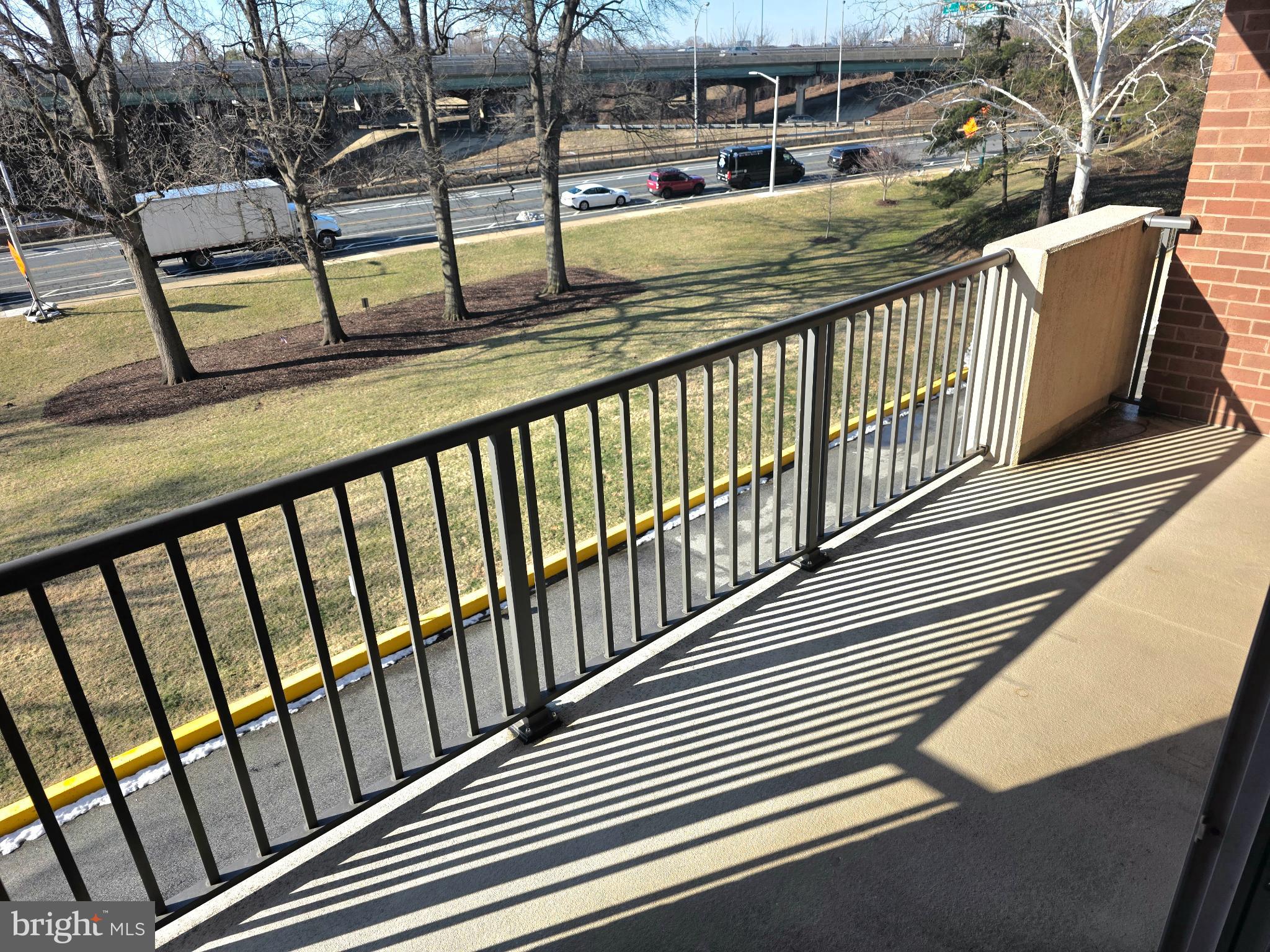 1300 ARMY NAVY DR DRIVE 306