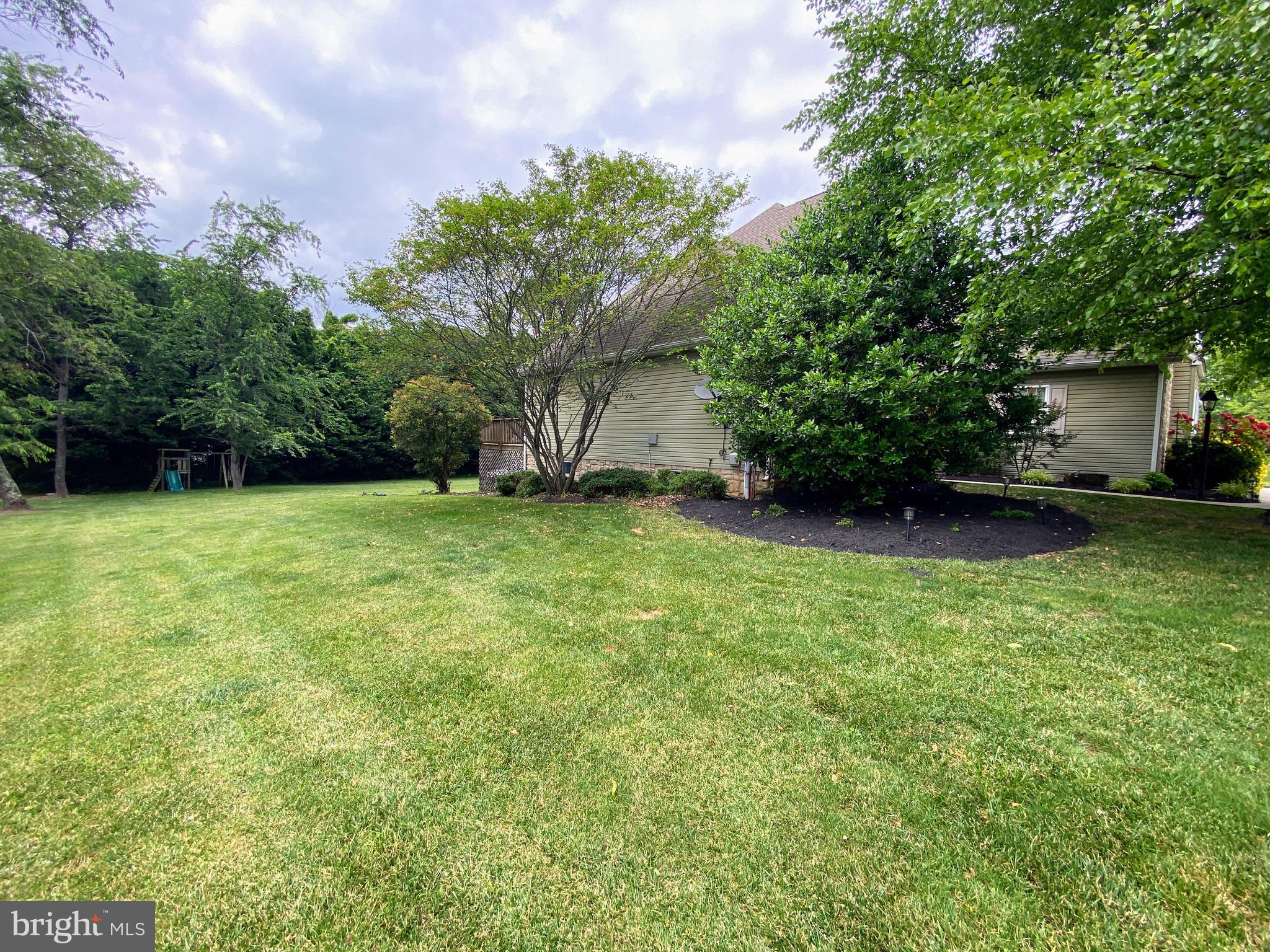 THE CORNERS AT ARDEN - Residential