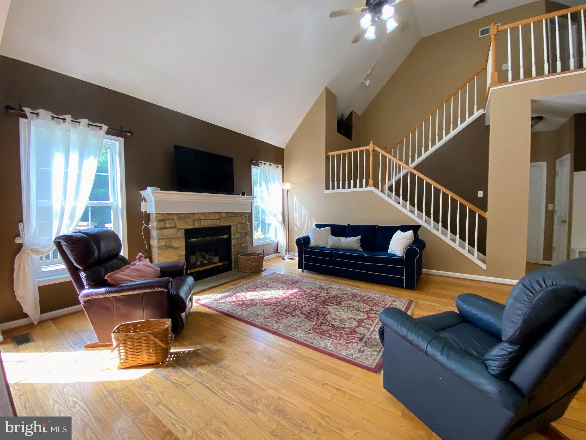 THE CORNERS AT ARDEN - Residential