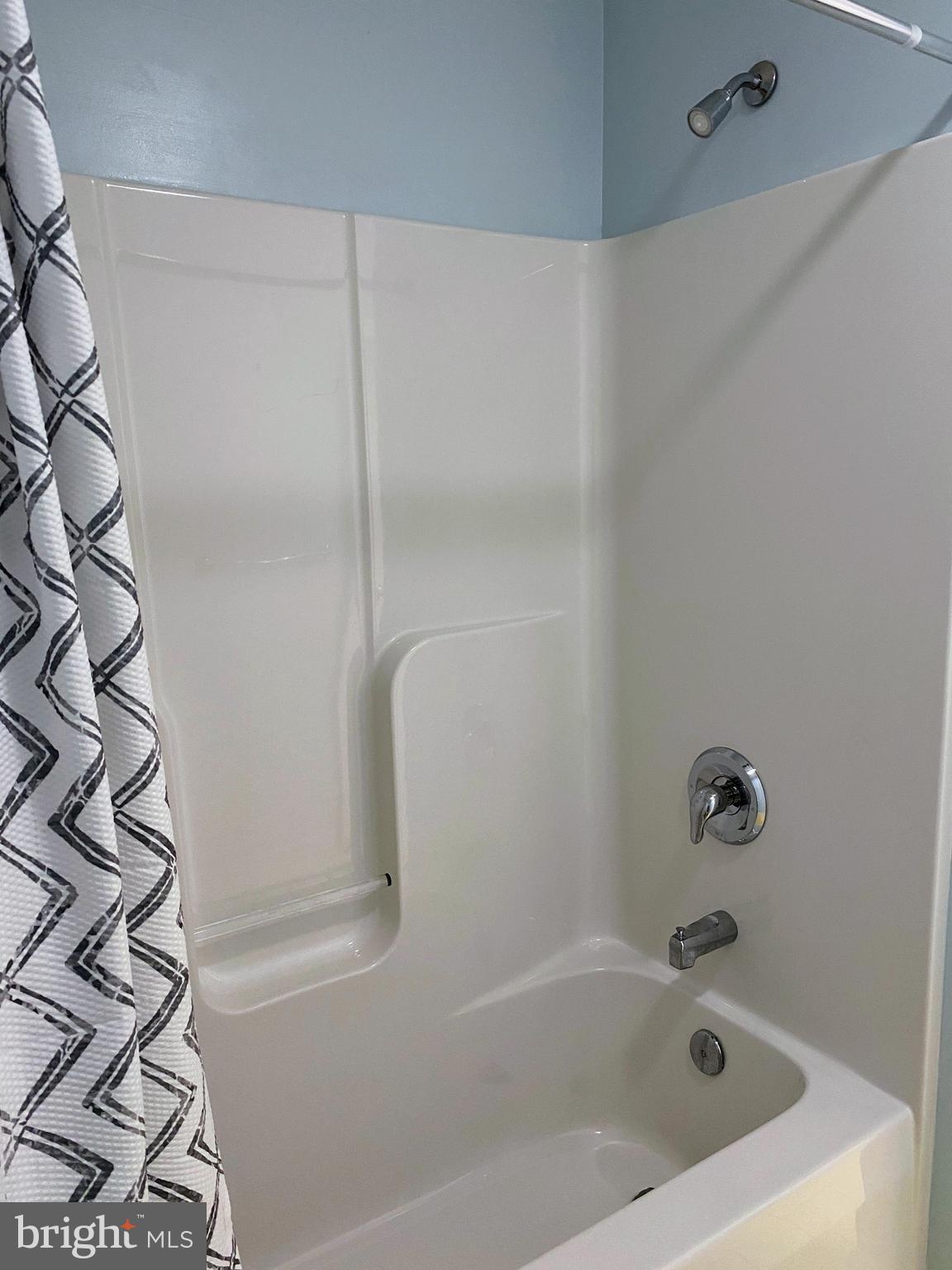 THE CORNERS AT ARDEN - Residential