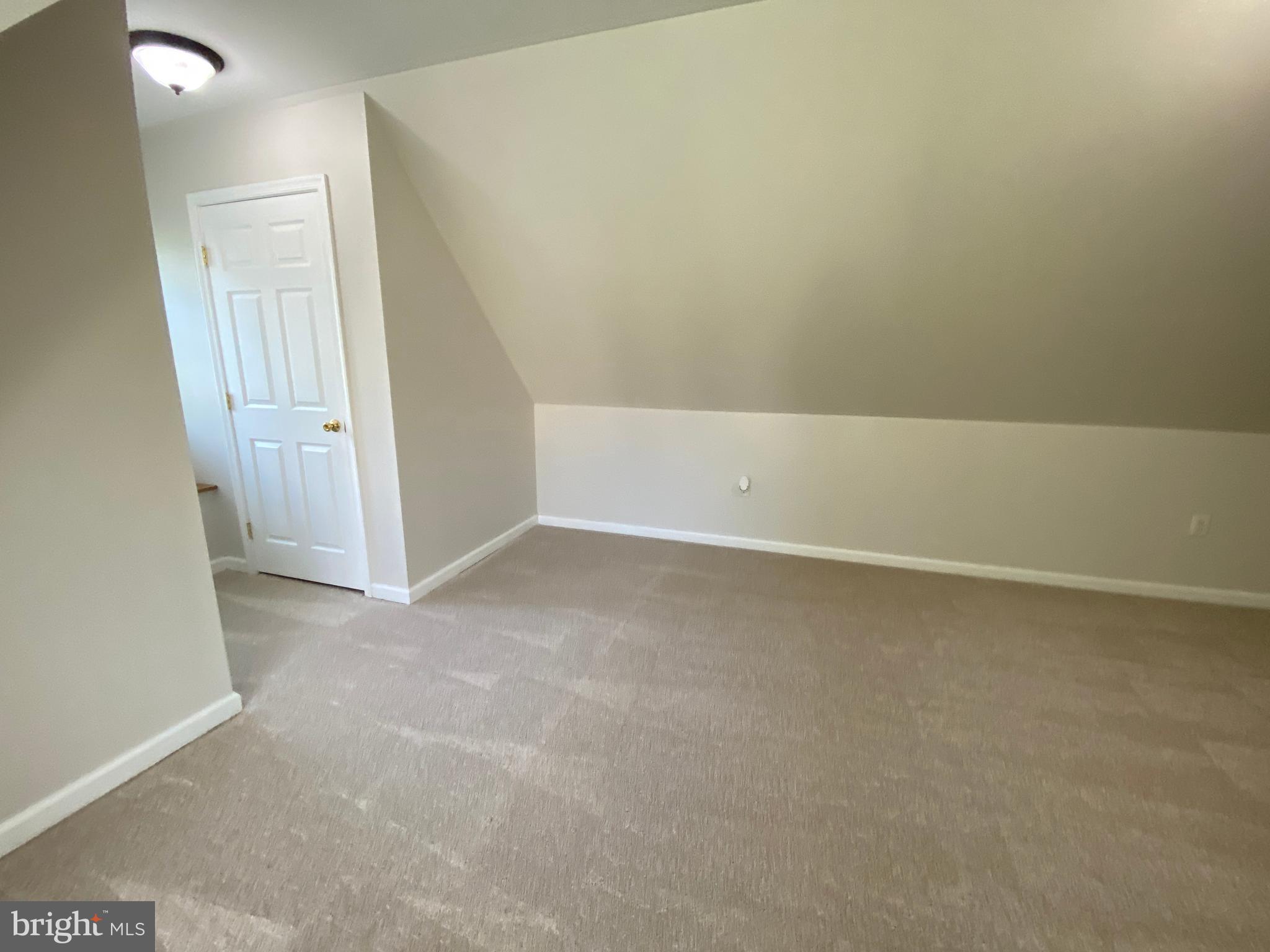 THE CORNERS AT ARDEN - Residential