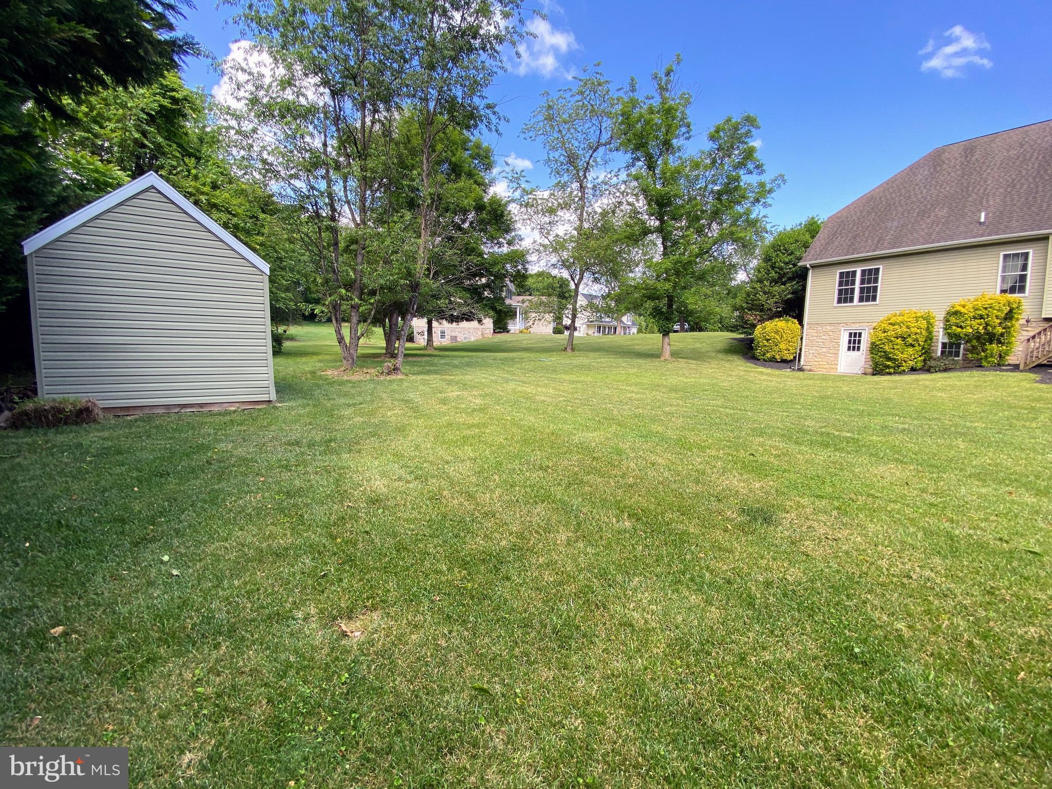 THE CORNERS AT ARDEN - Residential